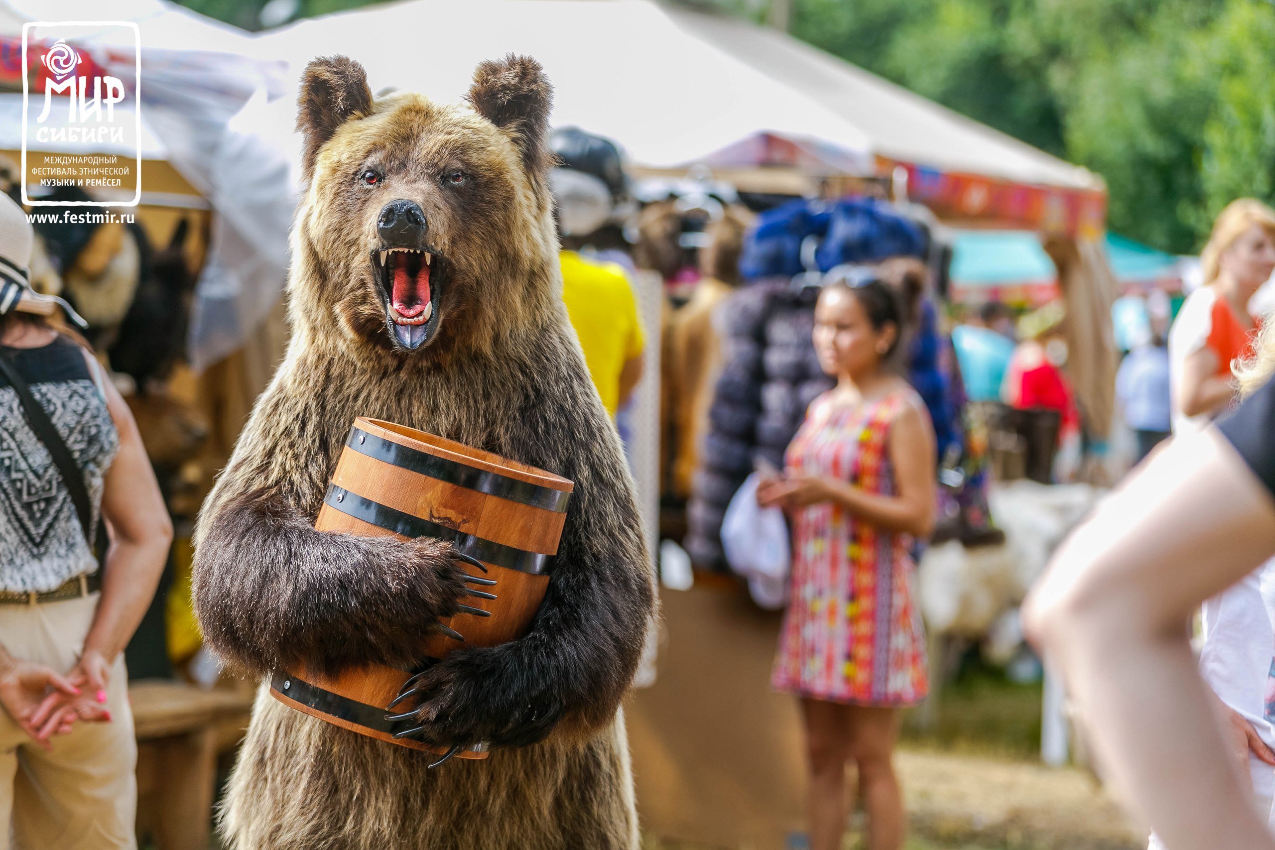 raznoobraznye kulturnye festivali i meropriyatiya kotorye prohodyat v sibiri