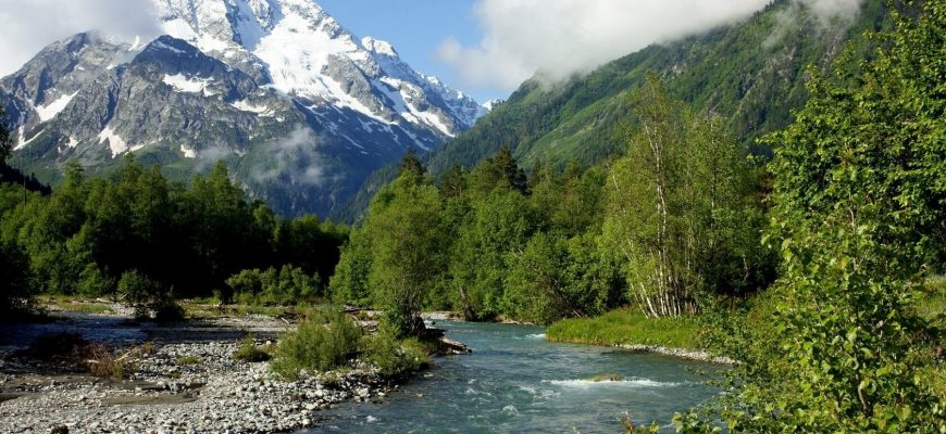 Подготовка к рыбалке в Архызе