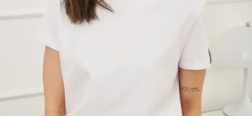 Наука о выборе ткани для базовых футболок: анализ характеристик различных материалов